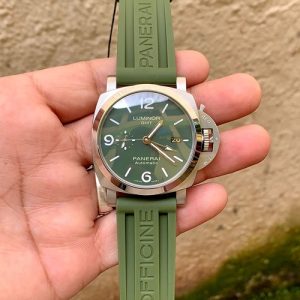 Luminor Panerai GMT Green Silver Automatic Lp102