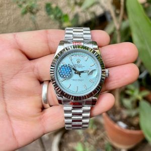 Rolex Daydate Motif Dial Blue Silver Fluted Bezel Rx106